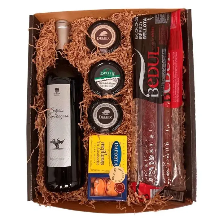 Deliex delicias de Extremadura. Lote de Navidad para regalo a empleados en cena de Navidad, cumpleaños o en cualquier tipo celebración o evento, sin duda será un acierto. - 1