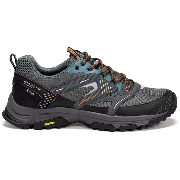 Calzado Outdoor marca Chiruca modelo 4494108 para hombre en color gris - 1