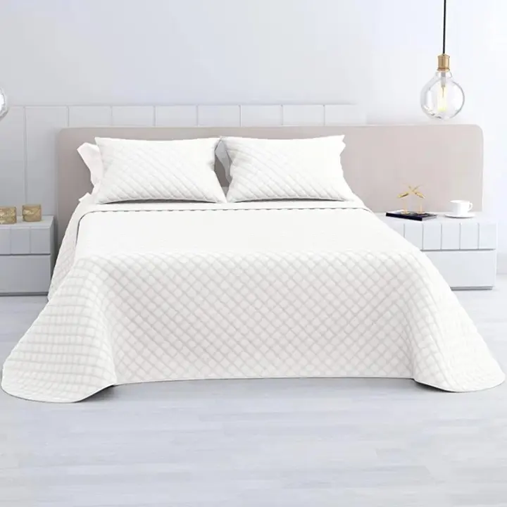 STARLEY- Colcha Bouti serie “Emboss” modelo elba para Verano y Entretiempo,100% Poliéster,Color Blanco,Incluye Funda de Cojín, Cubre Cama Fina, Ligera y Suave. Variedad de Medidas. - 1