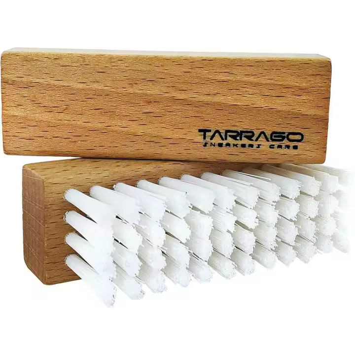 Don Mendo - Cepillo para Lustrar Zapatos Madera de Haya Barnizada | Cepillo Para Limpiar Zapatillas a la Perfección | Medidas: 120 x 117 x 76 mm - 1