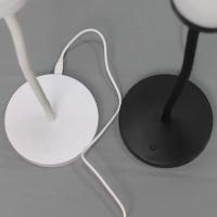 SpazioLuzio - Lámpara LED Flexible de carga USB Negro o Blanco - details 1