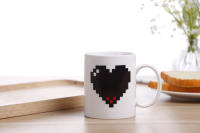 Taza De Café Cerámica Cambio De Color En Forma De Corazón De Durazno 330ML Diseño Creativo Regalo Preferido Para El Día Del Amor Taza Mágica Para Bebidas - details 0