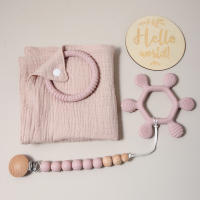 Conjunto De Toalla De Algodón Muselino Para Bebé Con Cadena De Biberón Y Mordedor De Silicona Y Madera Unisex 0-1Años - details 3