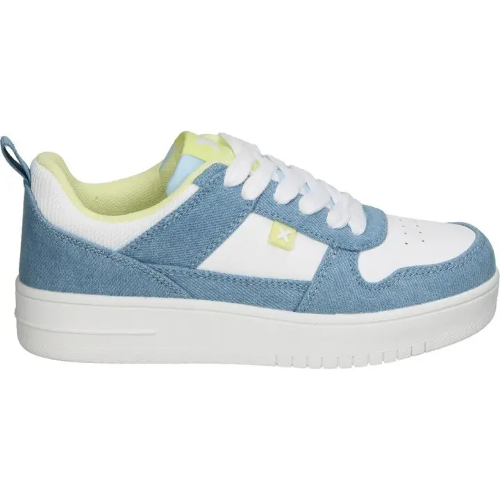 XTI | Zapatillas para Niños – Zapatillas Deportivas – Zapatillas en Color Azul– Zapatillas Con Cordones – Estilo Casual – Estilo Urbano – Cómodas – Moda Joven – Modelo 150890 - 1