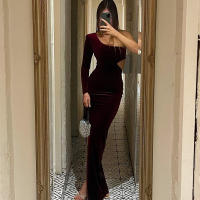 Vestido Dulzura De Veludo Largo Con Manga Completa Y Hombro Descubierto Para Mujer Elegante Y Sexy Con Abertura Lateral Adecuado Para Fiestas Y Noches De Otoño Y Invierno - details 0