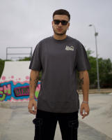 XIVNeoclassic Co. Camiseta Oversize Gris Oscuro Hombre de algodón con Parche A&E - details 1