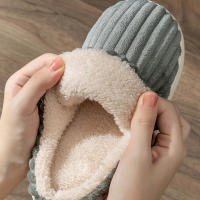 Pantuflas De Invierno Unisex Color Sólido Conciso Suaves No Especiales Calor Fluffy Mule Slides Para Hombres Y Mujeres Casuales Algodón Zapatos Antideslizantes Interiores - details 7