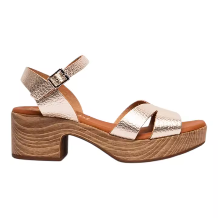 Shoes Sandalias marca Oh! My Sandals para mujer en color oro - 1