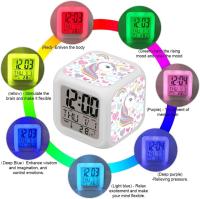 Reloj despertador para niños, Reloj despertador digital de 7 Colores con 8 Sonidos de Alarma, Reloj with Luz LED de noche with calendar de fecha y temperature - details 1