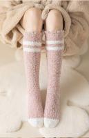 Calcetines De Velours Coral Para Mujer Con Plumas Gruesas Calcetines Térmicos Para Dormir Medio Cilindro Aislantes De Invierno - details 13