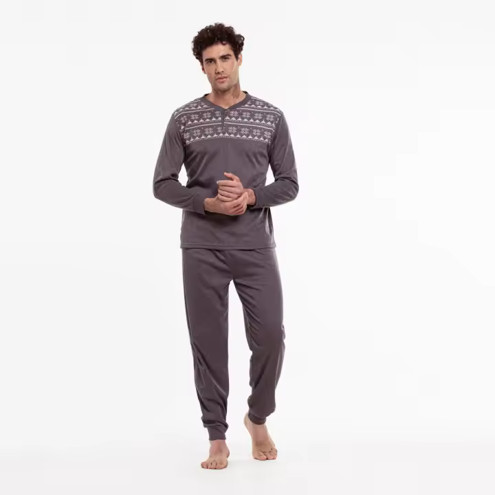 Conjunto de pijama para hombre Uste Perfect: cómodo y de alta calidad - 1