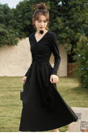 MISHOW Vestido Negro Tejido a Mano Con Ajuste Para Mujer Primavera/Otoño V-cuello Elegante Vintage A-line Midi Vestido MXC59L1640 - details 0