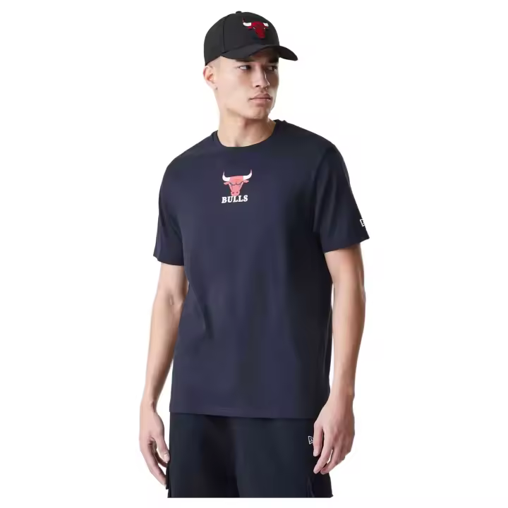 Camiseta de Manga Corta New Era Chicago Bulls para hombre en color negro - 1
