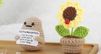 2PCS Mini Flores De Girasol Positivas Creativas Y Divertidas Hechas a Mano Para Decoración De Escritorio Regalos De Cumpleaños Hechas Con Textil Y Fibra - details 1