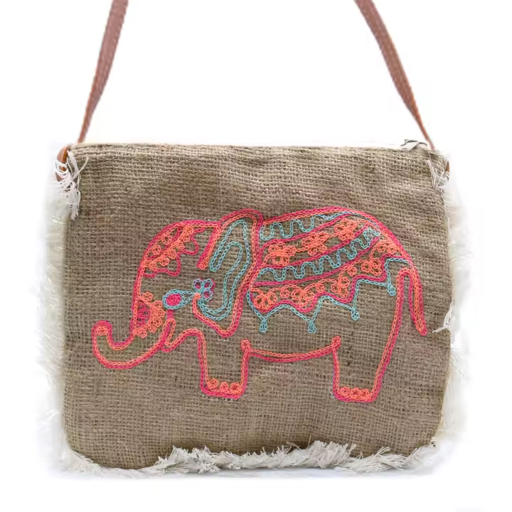 Bolso con flecos - Bordado Elefante - 1