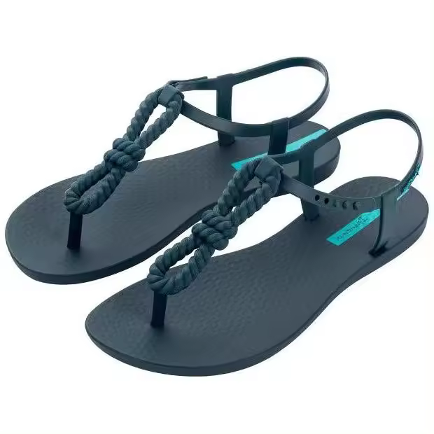 83660 IPANEMA Chancla piscina de mujer tipo sandalia de la marca Ipanema modelo  CLASS INFINITY en color azul. Tira al dedo y cierre mediante pulsera al tobillo. Planta anatómica y suela de goma antideslizante. CALZAN PEQUEÑO. CONSULTAR GUÍA DE TALLAS. - 1