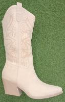 Bota campera Bestelle 457 tacón cubano moderno y cómodo dan más talla de lo normal servicio 2 dias aprox. - details 1