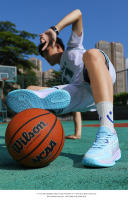 Zapatillas De Baloncesto Para Hombres Transpirables Antideslizantes Absorbentes De Impacto Ligeros Con Suela Suave Y Luz Deportivas Para Estudiantes - details 24