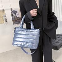 Bolso De Hombro De Nylon Puffer Para Mujer Invierno Bolso De Mano Chic Cuadrado Suave Cierre De Cremallera Estilo Versátil - details 12