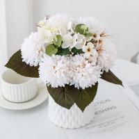 Bouquet De Flores Artificiales 6 Ramas Crisantemo Y Eucalipto Hojas De Hidranegra Para Decoración De Hogar Y Bodas - details 0