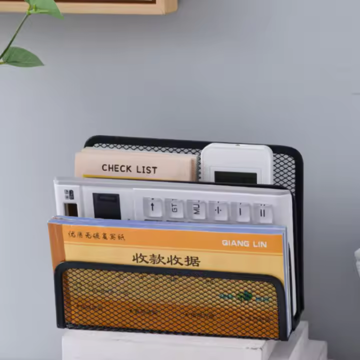 Estante De Escritorio Tridimensional De Metal Para Oficina Y Escuela Soporte De Cuaderno De Negocios Organizador De Archivos Durable Y Versátil Tamaño Compacto 17.5X13X9CM - 1