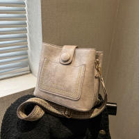 Bolso cruzado de gran capacidad para mujer, bandolera de hombro portátil, informal, a la moda - details 4