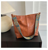 Bolso De Hombro Grande Con Correa Geométrica Para Mujer Bolso Cruzado De Cuero PU Retro Capacidad Grande Para Compras Y Viajes - details 5