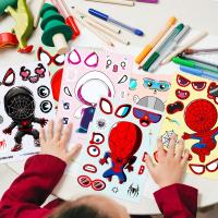 6 Hojas De Pegatinas De Rompecabezas Con Caras De Superhéroes Avengers Para Niños Juego DIY De Creación Propia Juguetes Educativos Tamaño 3x7cm - details 2