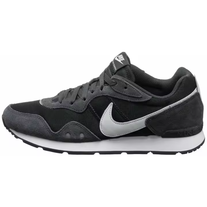 Zapatillas Nike Venture Runner para hombre en color negro - 1