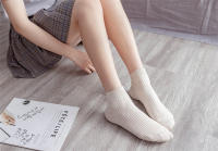 Calcetines De Verano Para Mujer 98% Algodón Color Sólido Transpirables Desodorantes Casual Cortos Cómodos Kawaii - details 3