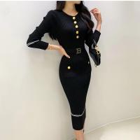 Vestido De Punto Para Mujer Estilo Office Lady Cuello En V Con Botones Y Cinturón Vestido Bodycon De Otoño E Invierno De Marca - details 2