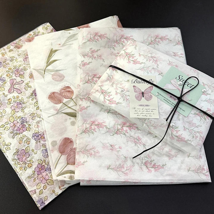 Papel De Seda Elegante Con Patrón De Tulipanes Y Hojas Verdes Para Empaquetado De Regalos Diseño Floral Artístico