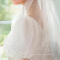 Velo De Novia Elegante Con Aplicación De Encaje Y Lentejuelas Dos Capas Largo Hasta Los Dedos Accesorios De Boda Para Mujeres - details 3