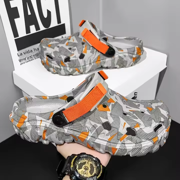 Nuevos Sandalias De Verano Para Hombres 2024 Zapatillas De Jardín Al Aire Libre Clogs Casual Moda Lujo Zapatos Cómodos Para El Hogar Tallas 40-47 - 1
