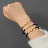 Pulsera De Correa Milanés De Acero Inoxidable Corazón De Amor Para Hombres Y Mujeres Hecho a Mano Ajustable Hilo Rojo - details 1
