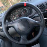Cubierta De Volante Personalizada Para Coche En Cuero Napa Para Volkswagen VW Golf 4 Passat B5 1996-2003 Seat Leon 1999-2004 Polo 1999-2000 - details 1