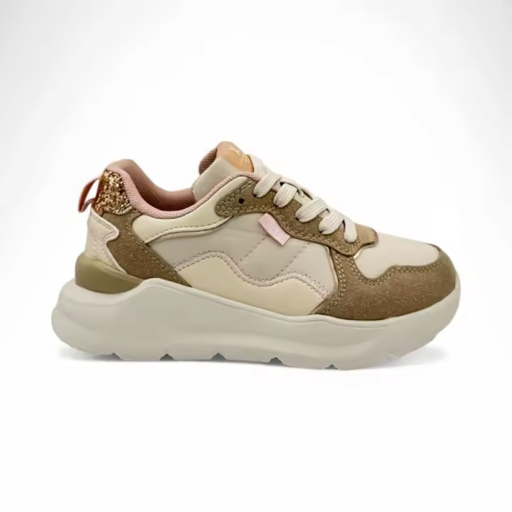 Zapatillas marca Xti para infantil en color beig - 1