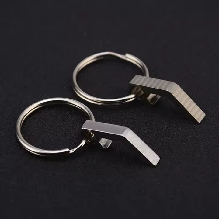 Mini Botella Abrepuertas De Acero Inoxidable Y Aleación De Titanio Estilo Portátil Con Anillo De Llaves Herramienta De Barra Y Cocina - 1
