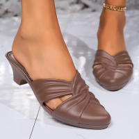 Sandalias De Tacón Grueso Para Mujer Verano Nueva Moda Color Sólido Cabeza Puntiaguda Media Dragón Casual Bajo Tacón Hueco Sandalias De PVC - details 0