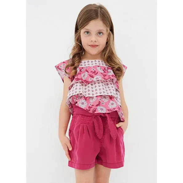 Mayoral Pantalón Corto de Niña Fucsia Goma Ajustable Lazo Decorativo - Cómodo y Moderno Pantalón Corto de Niña en Color Fucsia con Goma Ajustable y Lazada Decorativa - Short niña. - 1