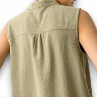 Blusa Hazel Tiffosi - Poliéster Satinado, sin Mangas y Escote V - details 5