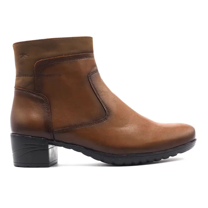 Shoes Botínes Mujer marca Fluchos modelo 9810 para mujer en color cuero - 1