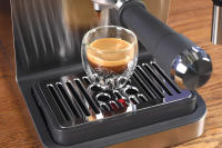 De'Longhi - Cafetera Espresso Linea Classic. Thermoblock, Espresso individual y doble personalizables, Cappuccinatore ajustable, Manómetro, Bandeja recogegotas de doble altura, Completamente metálica. - details 1
