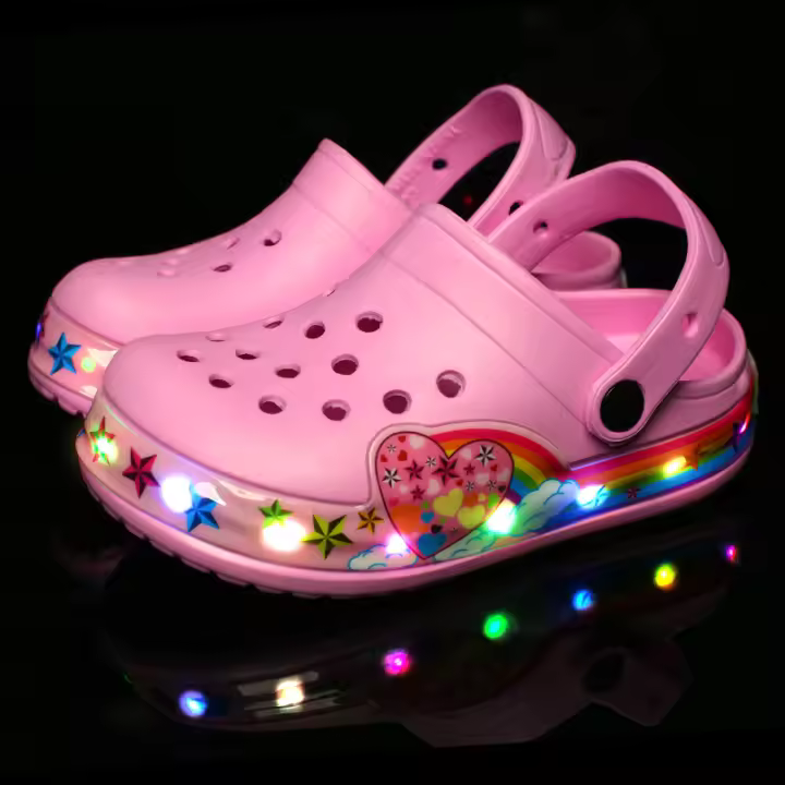 Zapatillas De Playa LED Para Niños Verano Zapatillas De Suela Planas Transpirables Con Luces Fluviadoras Para Niños Y Niñas Tallas 14-21 - 1