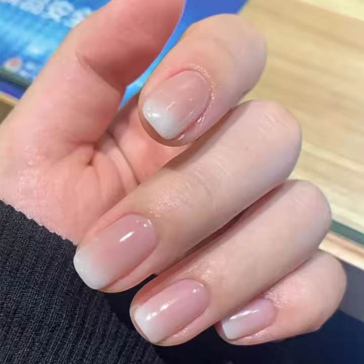 ARTAUG 24PCS Uñas Postizas De Presión Cortas Cuadradas Rosa Saturación Alta Cubiertas Por Encima Fingernails Set De 24 Piezas Estilo Francés - 1