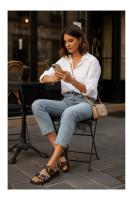 Sandalias Planas Mujer Doble Tira Ancha Hebillas Doradas XL Diseño Minimalista Confort Verano 2026 Calzado Mujer Casual Elegante Versátil Lyla Wang - details 0