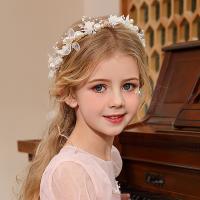 Diadema De Boda Bohemia Para Niñas Adorno De Cabello Con Perlas Y Flores Guirnalda De Novia Aro De Cabeza Joyería De Pelo Regalos Para Niños Estilo Moda Primavera Verano - details 1