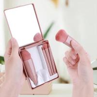 5 piezas de juego de brochas de maquillaje mini con espejo y estuche, herramientas de belleza profesional, brochas de pelo suave de fibra para polvo y sombra de ojos, regalo de favor de plástico portátil - details 7