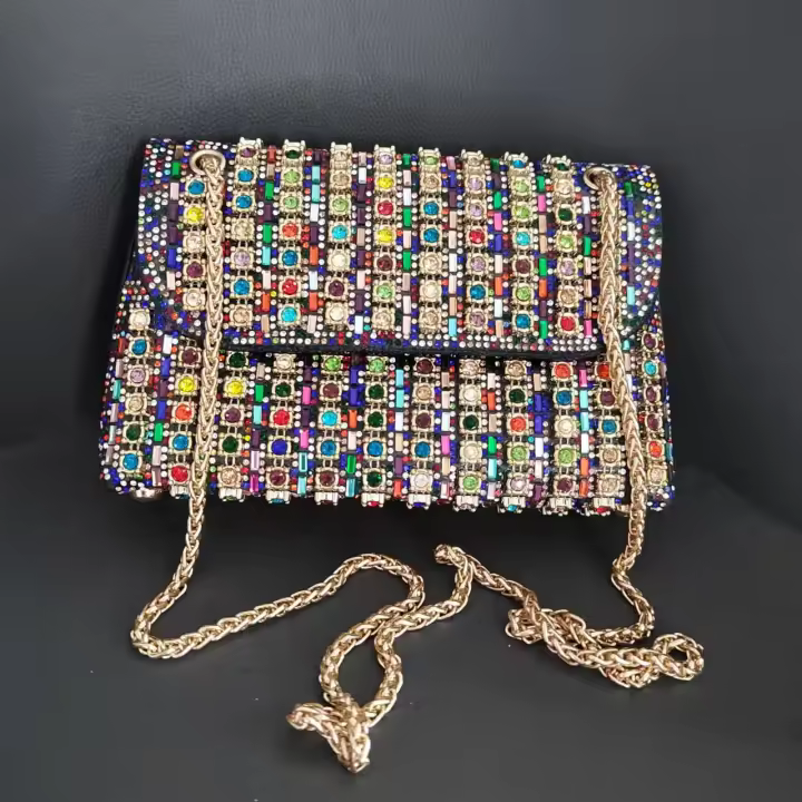 Bolso De Noche Elegante Con Diamantes Y Cadena Lujosa Para Mujer Bolso De Mano De Fiesta Bolsa De Sobres PU Con Cierres De Cremallera - 1