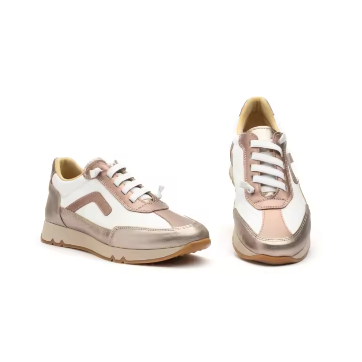 deportiva piel señora 4455 Deportiva de Piel para Mujer - Comodidad y Estilo Casual Descripción del Producto:  Esta elegante deportiva para mujer es la combinación perfecta de comodidad y estilo. Confeccionada en piel de alta calidad, presenta un diseño m - 1